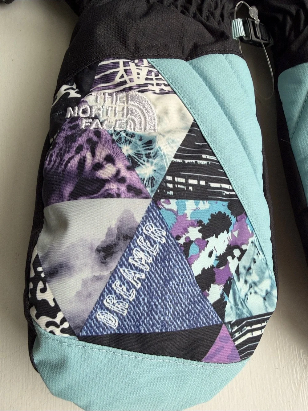 The North Face Youth M Black & Light Blue Patterned Ski Mittens